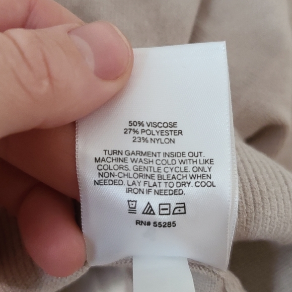 Express cropped fitted hoodie NWT - Picture 5 of 6